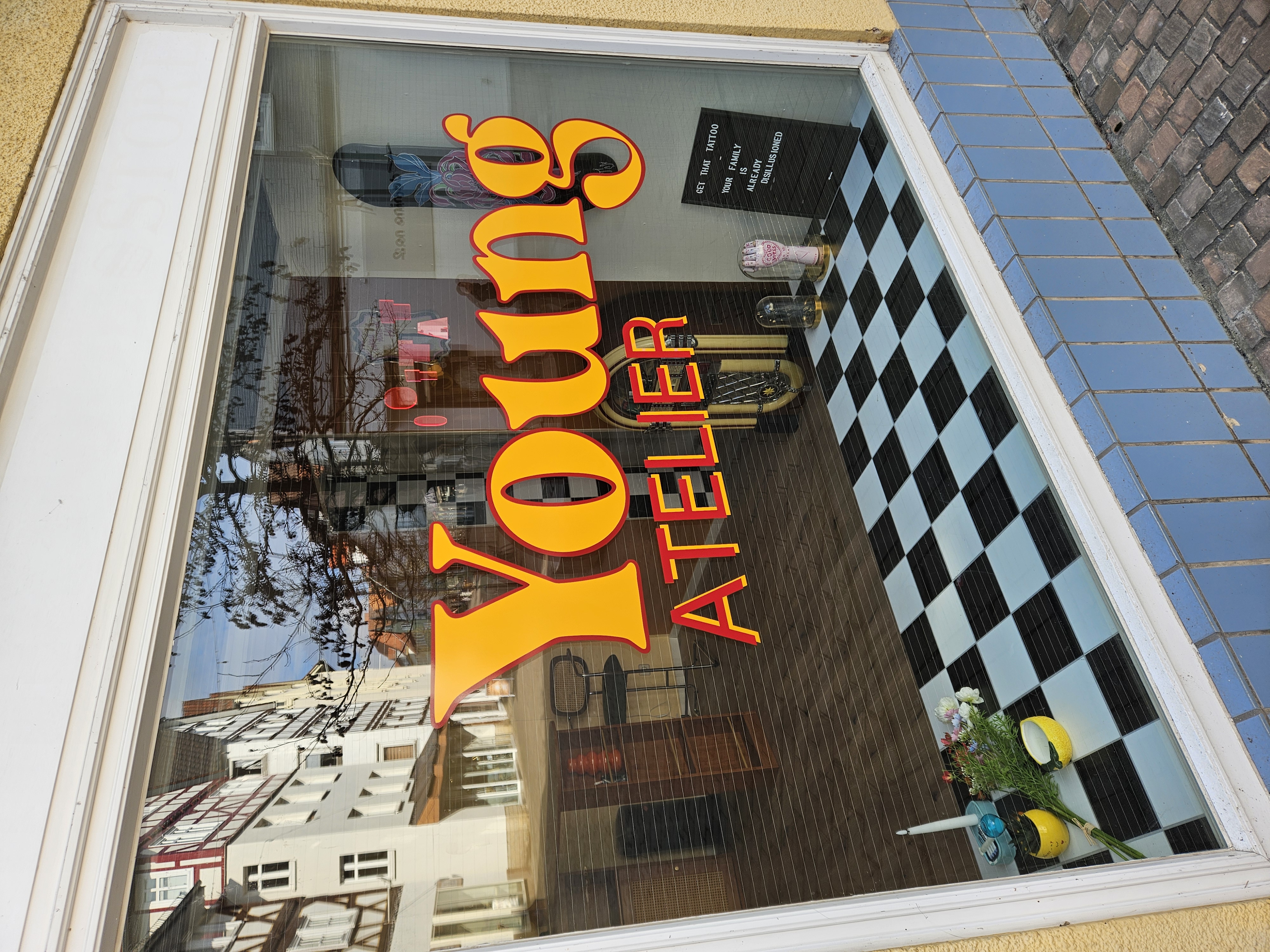 Das Atelier — Impression 3